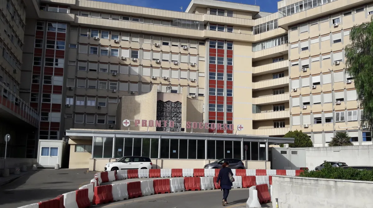 Lecce, chi era Stefania Verardi, morta dopo un intervento al seno in una clinica privata: tre indagati
