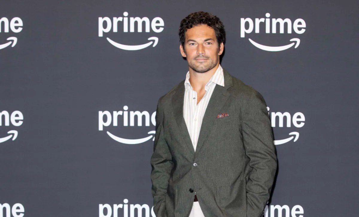 "Due cuori in affitto", il romanzo Felicia Kingsley diventa serie tv Prime Video: rivelato l'interprete di Blake