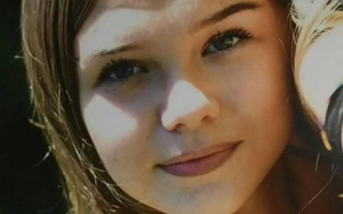 Aurora Tila morta cadendo dal balcone a 13 anni, l'ex fidanzato confessa in Appello: "L'ho uccisa io"