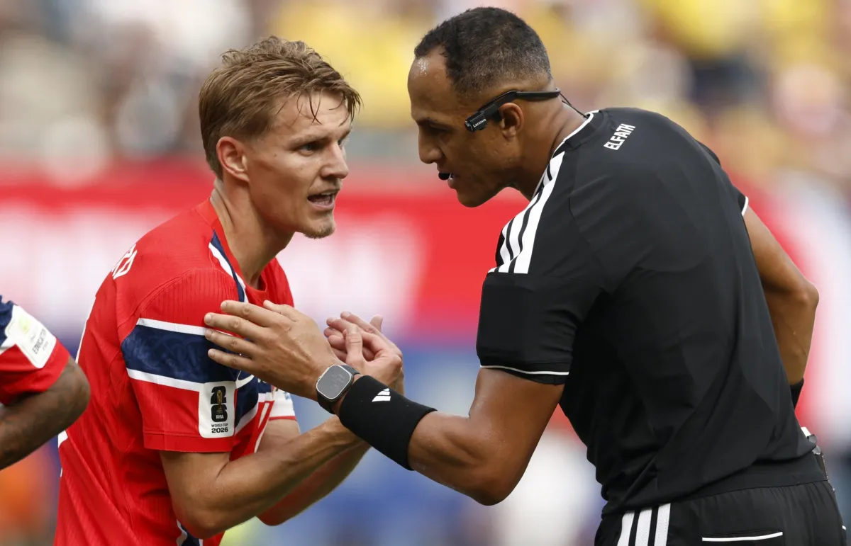 Chi è Ismail Elfath, l'arbitro che dirigerà Argentina-Inghilterra ai Mondiali 2026