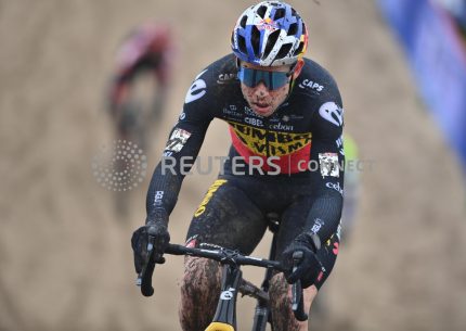 Wout van Aert chiede nuove regole covid