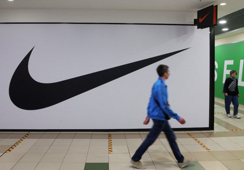 Nike abbandona la Russia