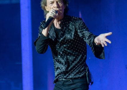 Mick Jagger Covid: le tappe annullate e quelle confermate. Nessuna preoccupazione tra i fans, a parte una leggera apprensione per il 21/06.