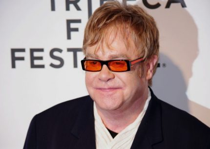 Elton John lascia Twitter