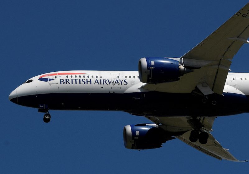 British Airways sospende voli