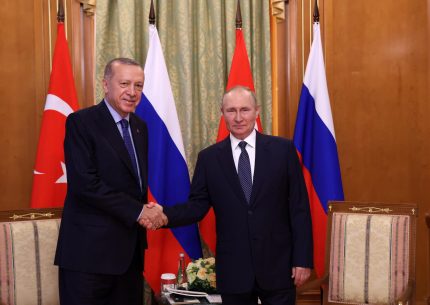 Erdogan e Putin insieme al vertice di Sochi