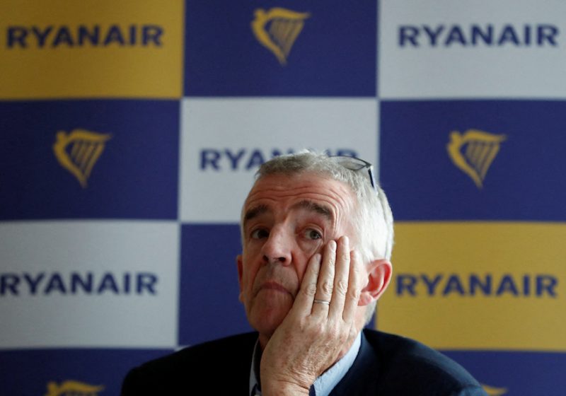 stop voli Ryanair low cost
