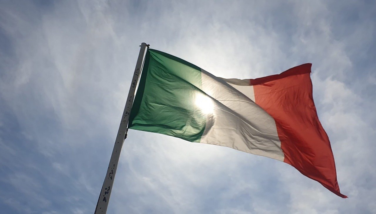 bandiera italiana colori