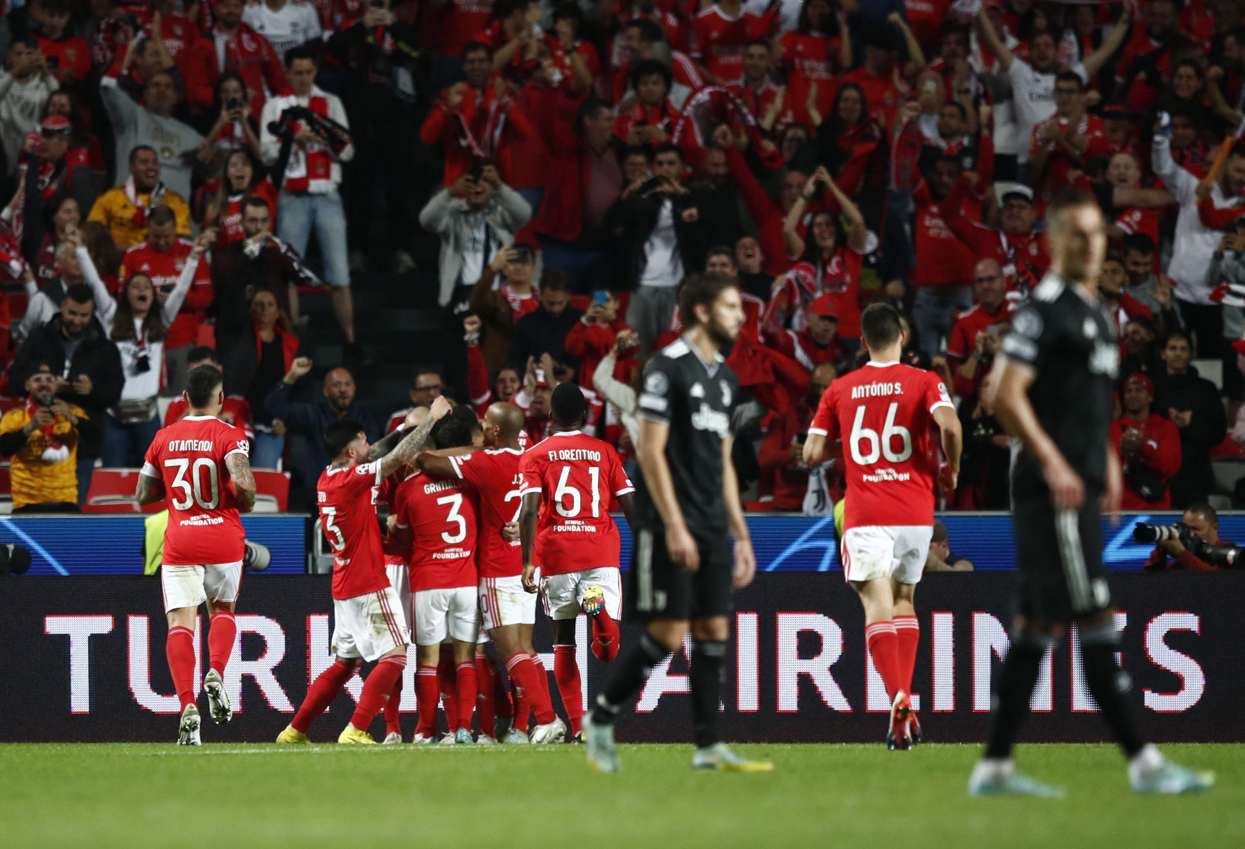 Benfica Juventus 4 3 Bianconeri Fuori Dalla Champions TAG24