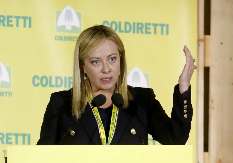 Governo: Meloni si prende il Senato ma Berlusconi ora pensa a consultazioni separate con Mattarella
