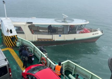 Venezia scontro tra ferry boat e vaporetto