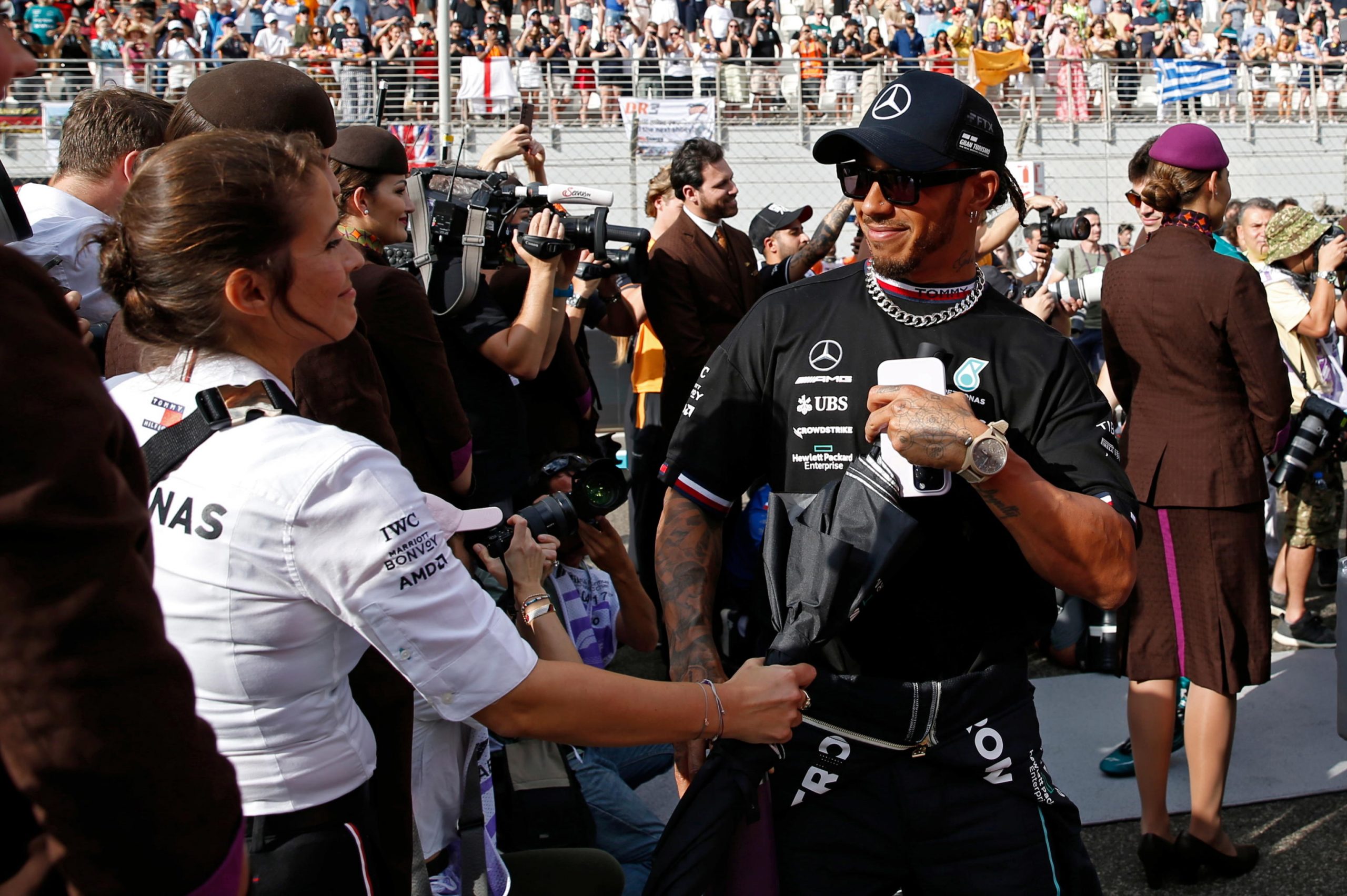 Formula 1, Lewis Hamilton incorona la Red Bull: “La macchina più veloce mai vista”