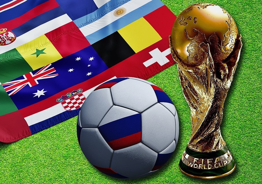 Bracciale Semirigido In Oro Bianco 18k E Diamanti | GV - Foto 7