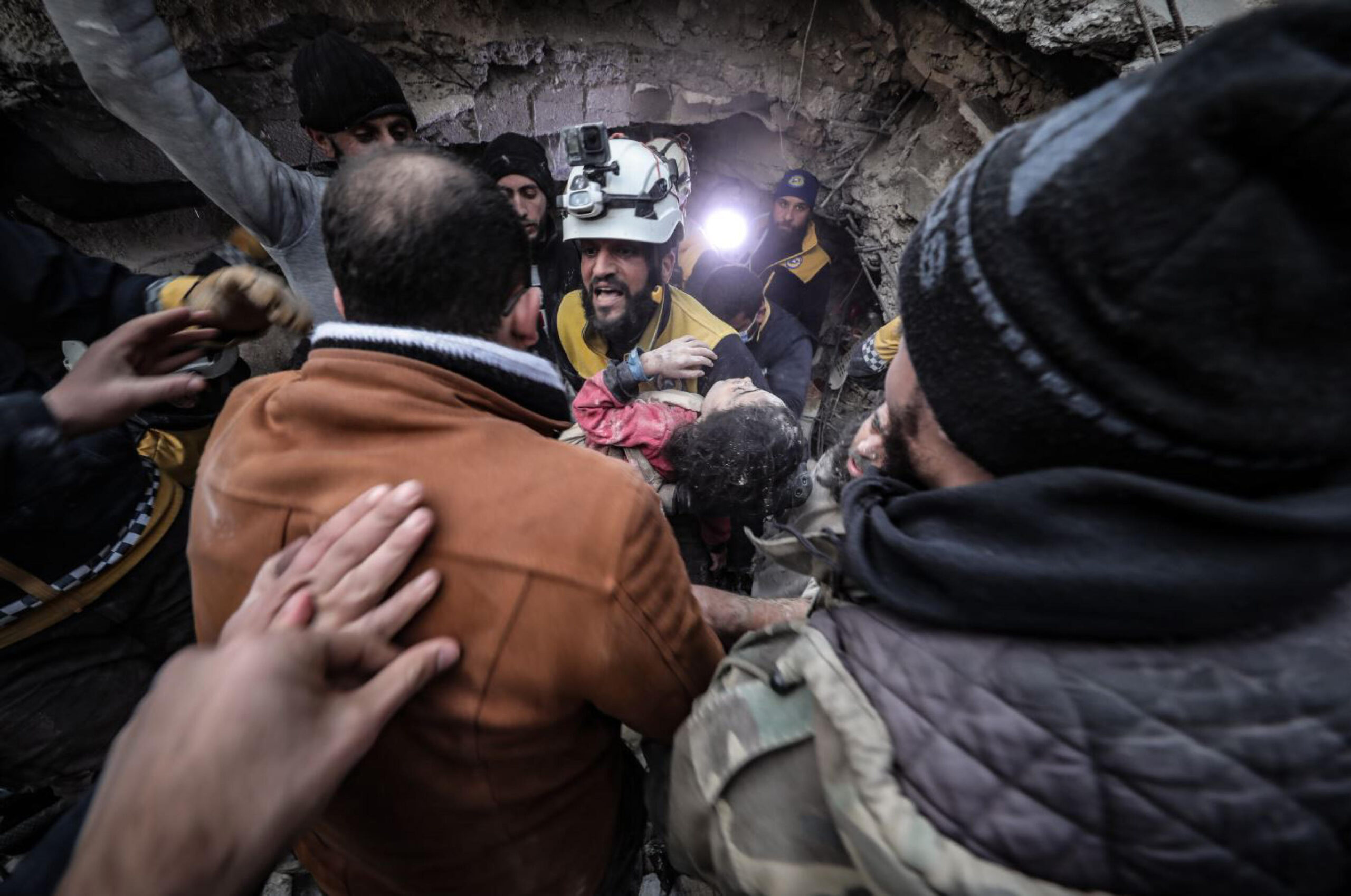 Sisma in Turchia e Siria, i bambini strappati dalle macerie