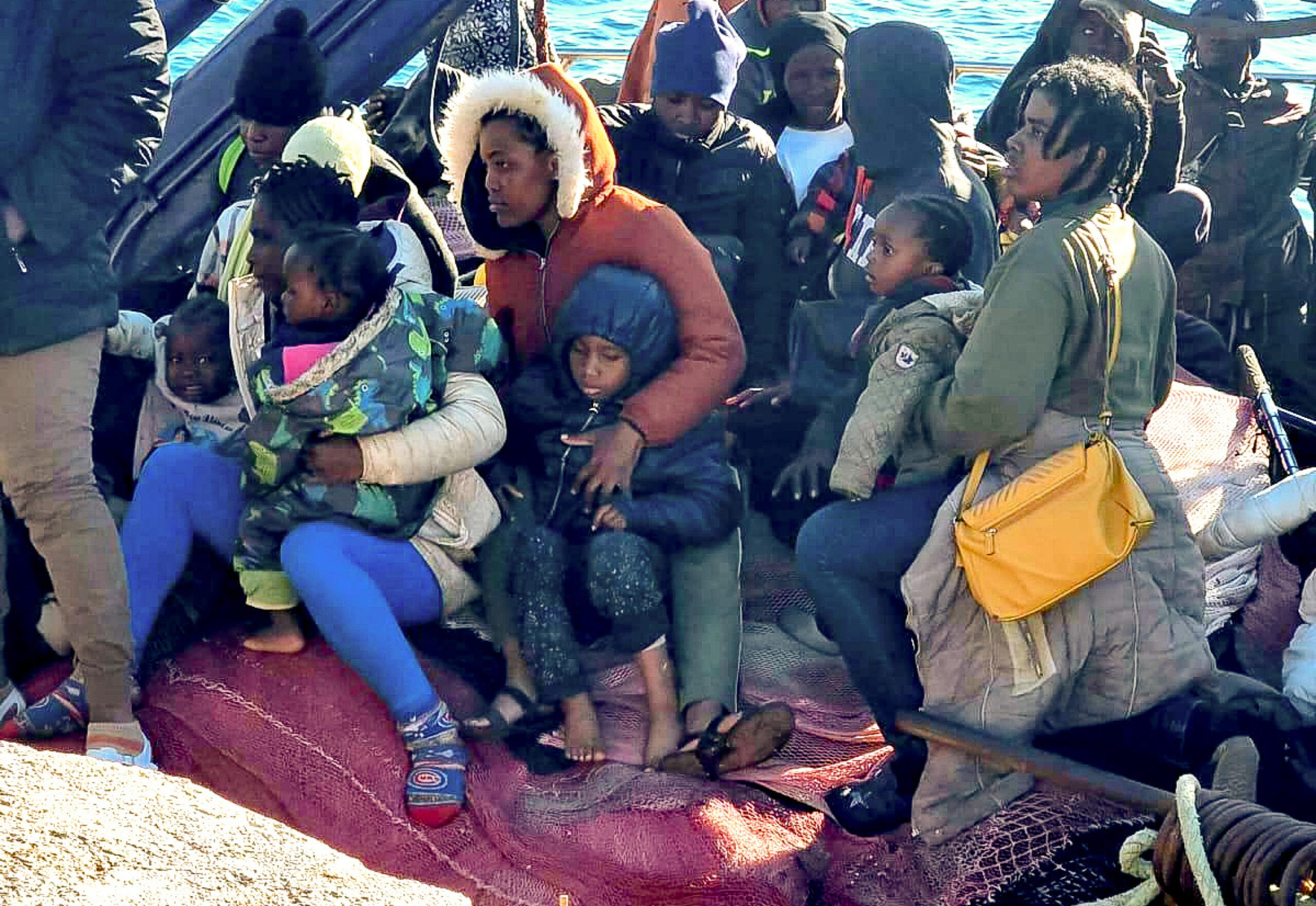 Migranti, la Cedu condanna l’Italia per “trattamento inumano”