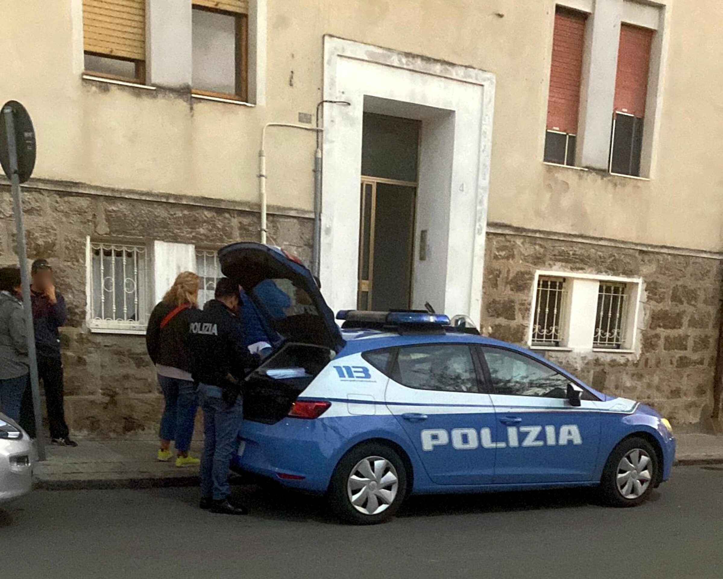 Vicenza, 16enne cade dalla finestra per recuperare il cellulare. Oggi i funerali nel giorno del compleanno del giovane