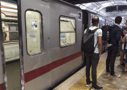 Attenti agli zingari metro Roma