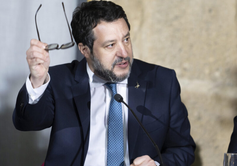 Ponte sullo Stretto di Messina Salvini