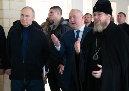 Ucraina Putin visita Crimea