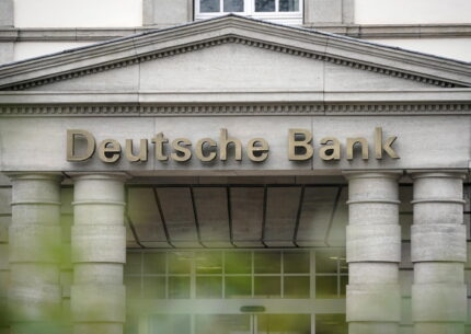 deutsche bank cosa sta succedendo