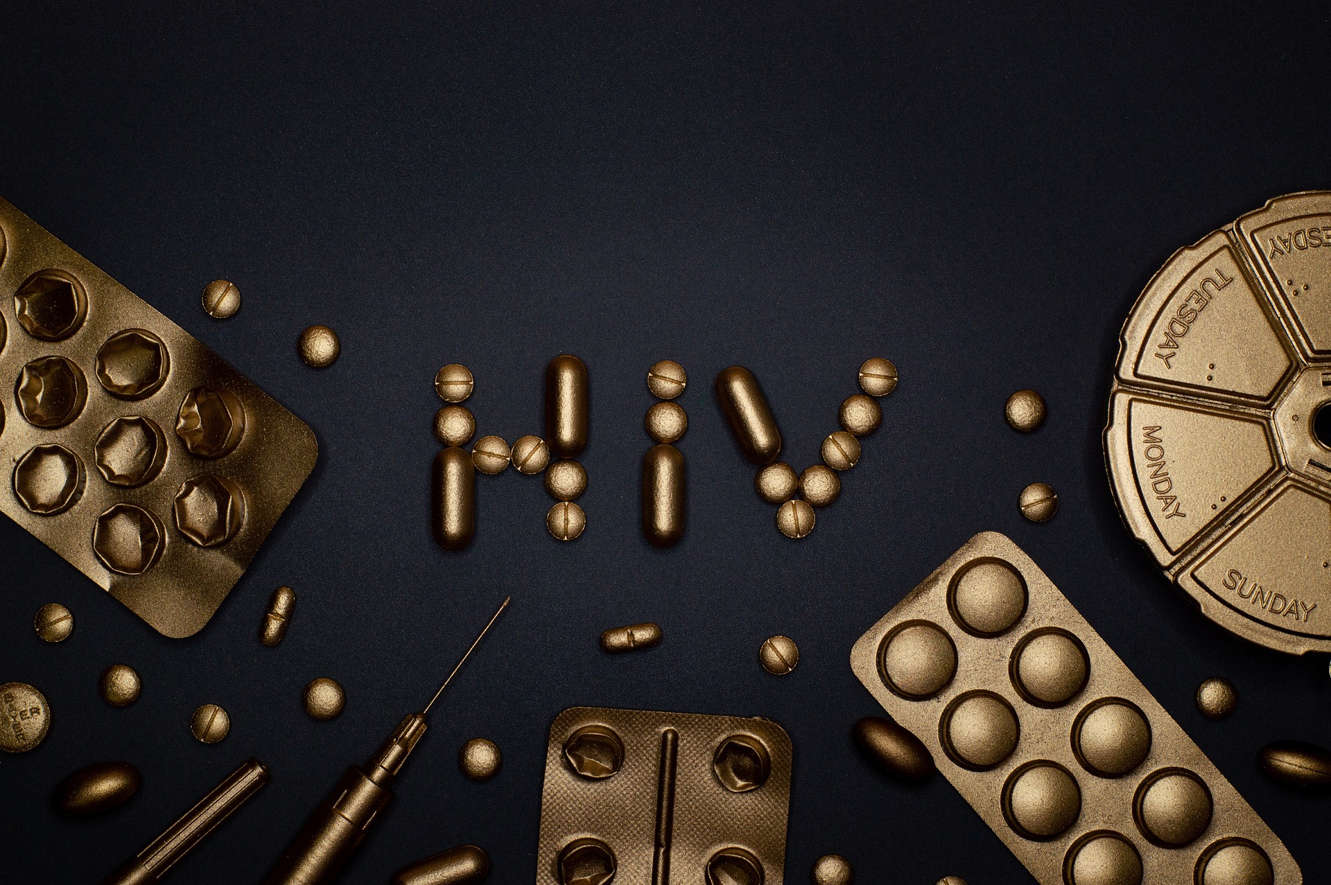 HIV cos’è, sintomi, trasmissione e cura