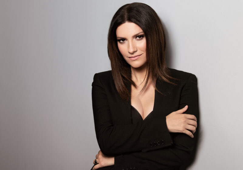 Laura Pausini contro i cantanti giovani