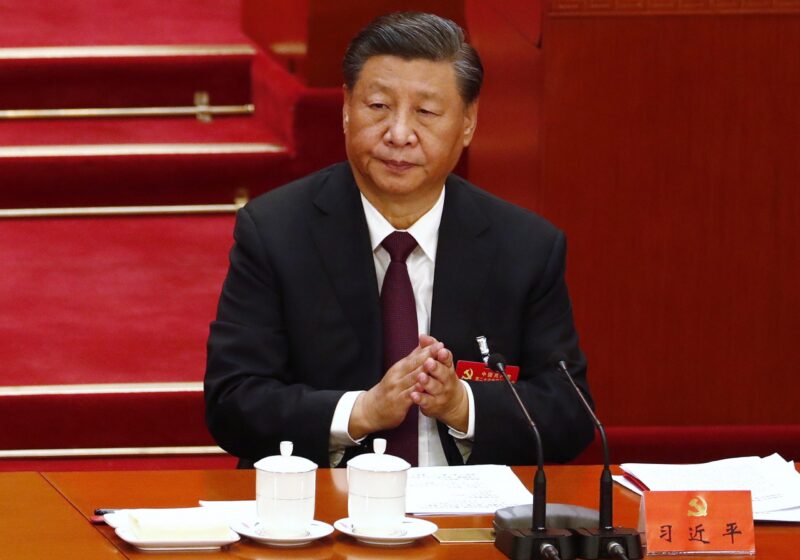 presidente della Cina Xi Jinping giura di trasformare esercito in grande muraglia d'acciaio