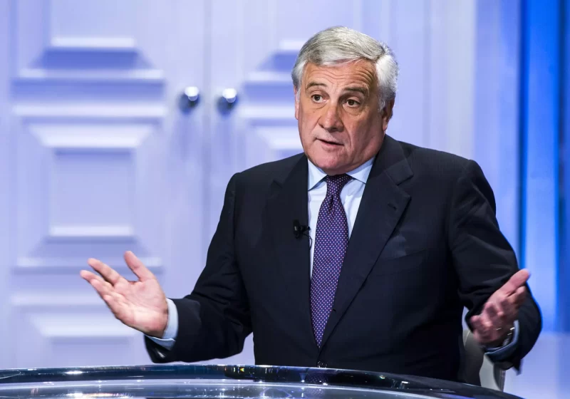 Antonio Tajani parła del decreto flussi migratori