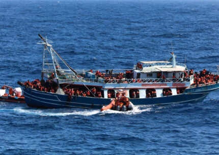 migranti Pozzallo sbarco