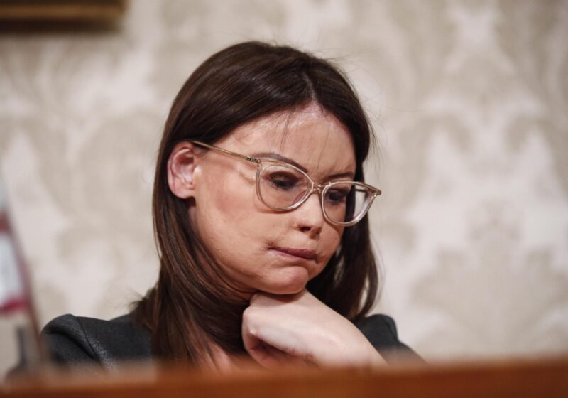 Lucia Annibali, 10 anni fa sfregiata con l'acido dall'ex • TAG24