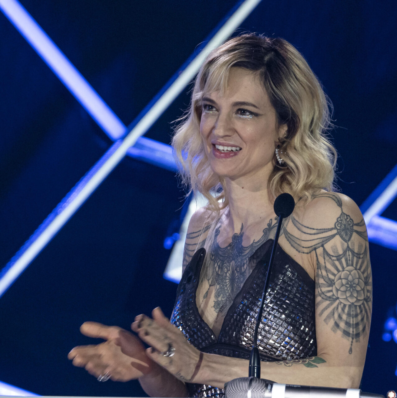 Asia Argento 'Verissimo', addio alcol e droghe, Anthony Bourdain