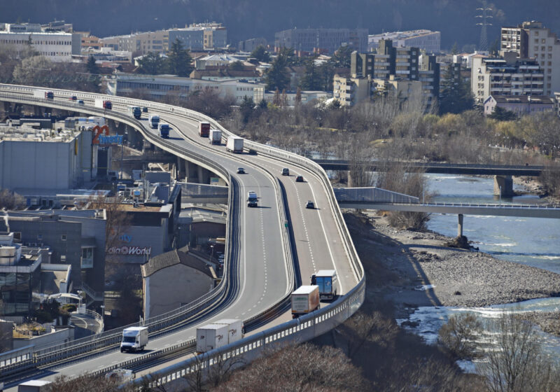 Incidente sull'Autostrada del Brennero a meno di un kilometro dall'uscita di Verona. Il traffico è andato in tilt a causa di un tamponamento.