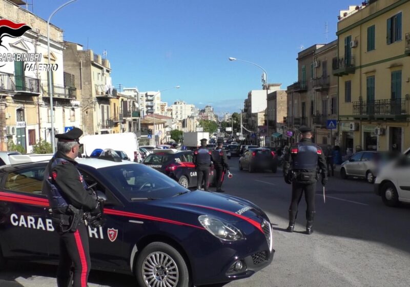 Palermo 50enne accoltellato