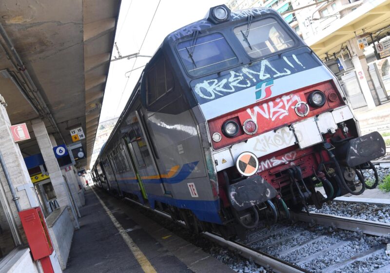 Treni sospesi tra Rimini e Ravenna e tra Faenza e Rimini