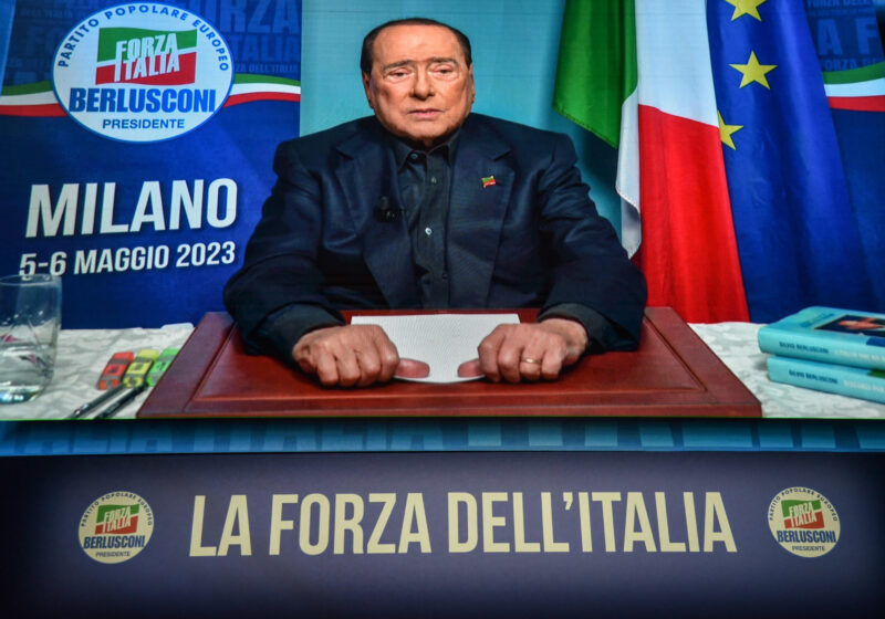 muore Berlusconi