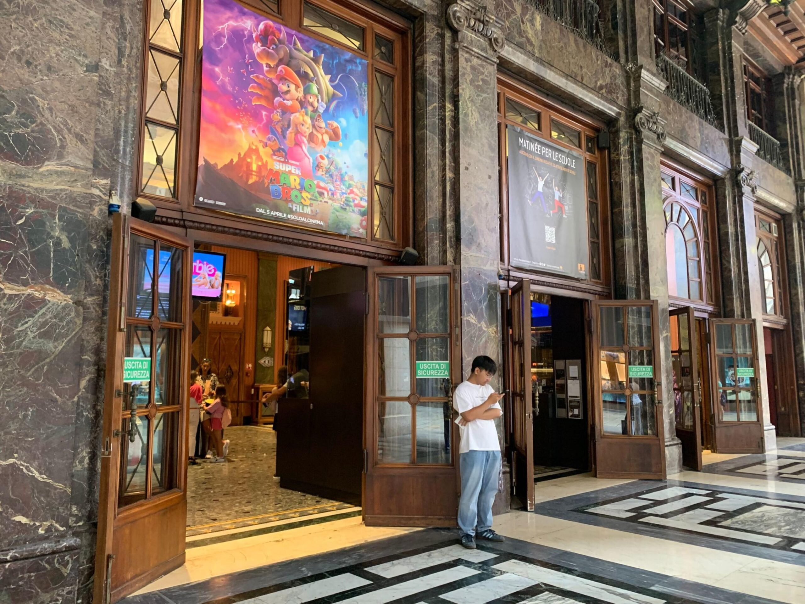 Cinema Odeon a Milano chiude oggi, l'addio alla storica sala con