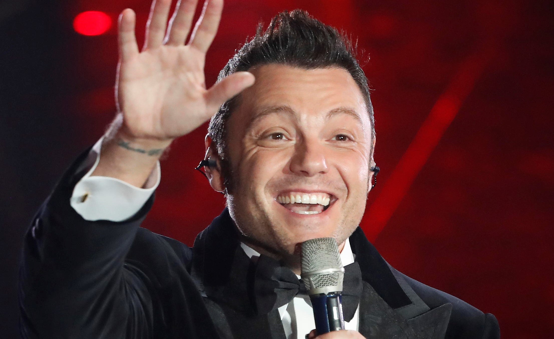 Tiziano Ferro presenta il suo nuovo libro La Felicità al Principio, il