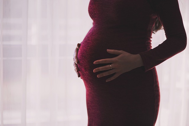 lampedusa incinta di 8 mesi per il bimbo