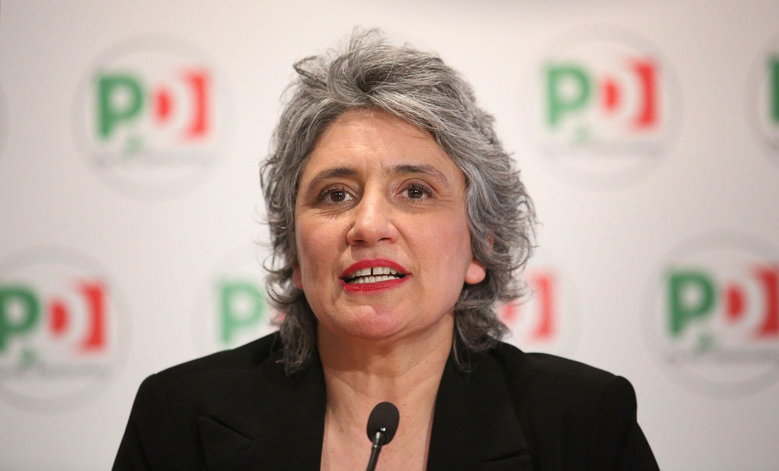 Anna Paola Concia contro i pregiudizi e si difende: 