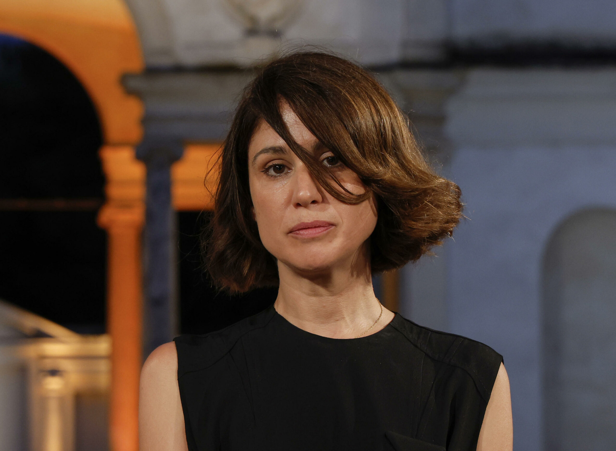 Niente di vero di Veronica Raimo, vincitore del Premio Strega Giovani 2022,  un soliloquio dallo stile eccentrico