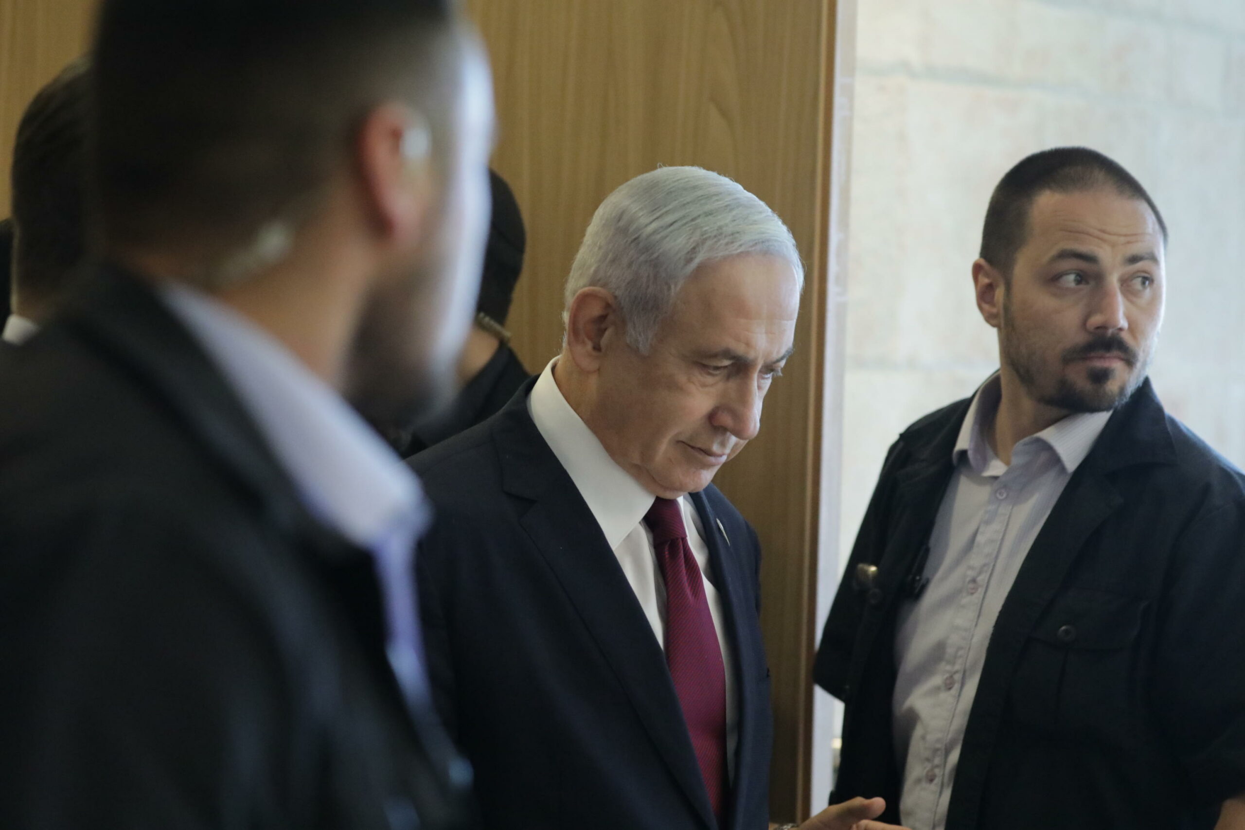 Meloni a fuori dal coro