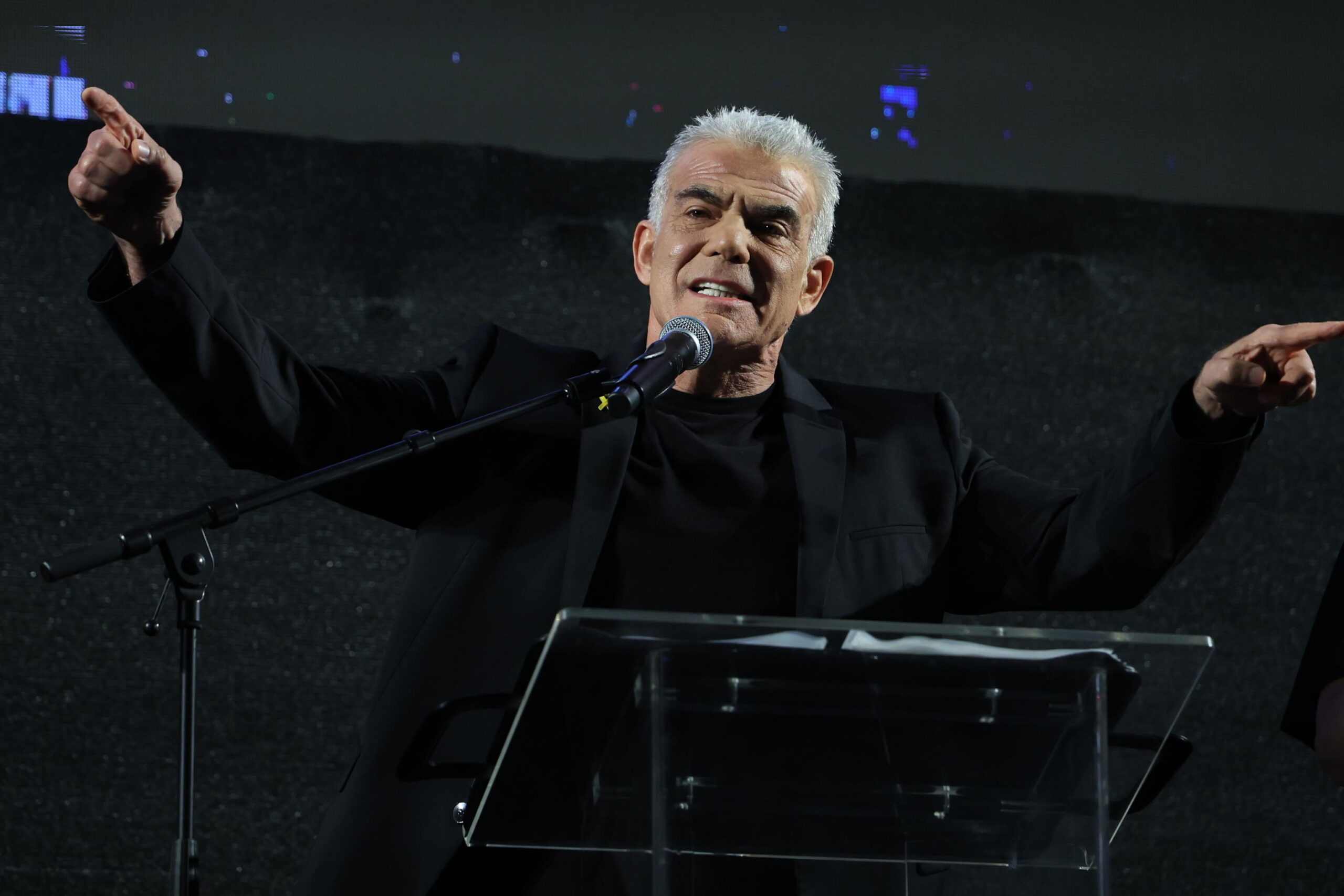 Lapid Netanyahu dimissioni